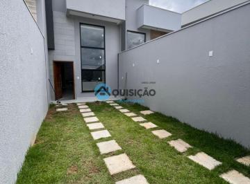 Casa · 2 Quartos · 1 Vaga · Casa 2 Quartos sendo um Suíte