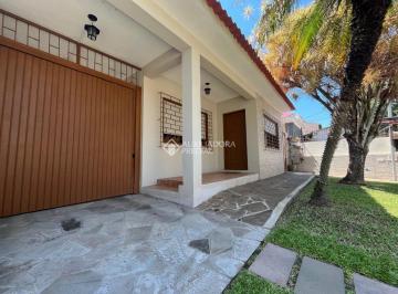 Casa · 255m² · 3 Quartos · 2 Vagas · Casa térrea com piscina - terreno de 530m² - Bairro Gloria