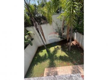 Casa · 320m² · 4 Quartos · 3 Vagas · Sofisticação e conforto em uma residência espetacular de 320m² privativos