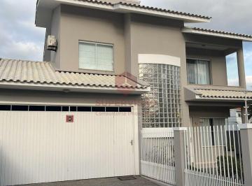Casa · 190m² · 3 Quartos · Casa à venda - no Centro