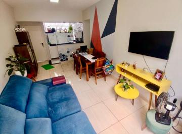Apartamento de 2 quartos, Brasília · SQS 205- 2 QUARTOS- REFORMADO- DCE- 9.9291-5725