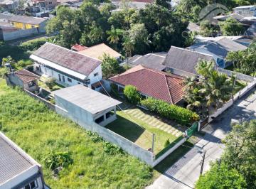 Comercial · 211m² · 9 Quartos · 10 Vagas · Pousada / Chalé em Bom Retiro - Matinhos
