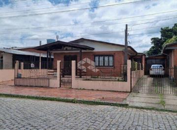 Casa · 129m² · 4 Quartos · 1 Vaga · Casa semi mobiliada com 4 dormitórios no centro de São Francisco de Paula