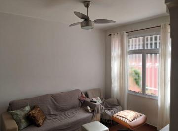 Casa de 2 quartos, Santos · Sobrado 02 dorm 02 wcs 01 edicula varanda e quital 02 vagas em Santos SP José menino Prox praia