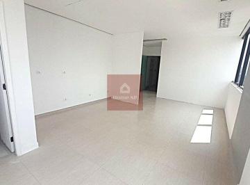 Comercial · 44m² · 1 Vaga · Conjunto Comercial 44 m2, 1 vaga. Ao lado do Shopping e metro Santa Cruz