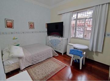 Casa · 183m² · 4 Quartos · 1 Vaga · Casa à venda, no bairro Santa Catarina, 4 quartos, duas salas e duas cozinhas, além de um terraço go
