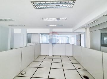 Comercial · 630m² · 6 Vagas · Prédio com 3 andares mais terraço na Av. 7 de Setembro, esquia com rua Halfelld