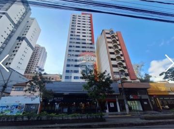 Apartamento · 94m² · 2 Quartos · 1 Vaga · Cobertura de dois quartos, sendo uma suíte, dois banheiros, área externa, vaga de garagem, portaria