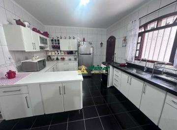 4a994c1ece14fea0bd21c533a2ddf2a58e4fbc7b · Sobrado à venda, 210 m² por R$ 810.000,00 - Jardim Santa Clara - Guarulhos/SP
