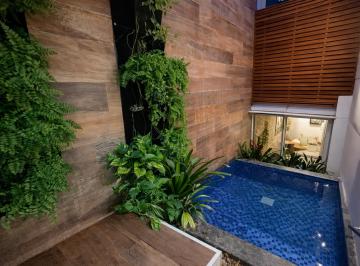 Apartamento de 2 quartos, Rio de Janeiro · Lindo apartamento e mobiliado. No coração da Urca. Sala, Dois quartos, e área externa com piscina