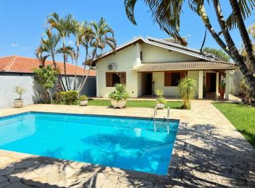 Casa de 5 quartos, Águas de São Pedro · Casa 5 suítes - Águas de São Pedro