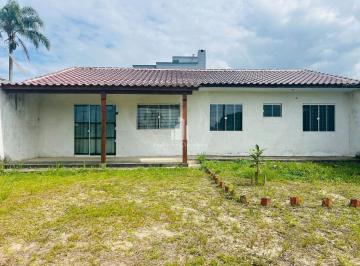 Casa · 520m² · 2 Quartos · Casa em Terreno Amplo de 390m² na Barra do Saí