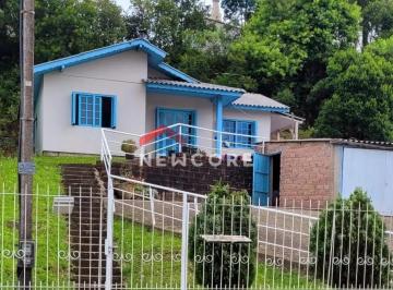 Casa · 66m² · 3 Quartos · 1 Vaga · Casa em Rua Alfredo Lucena - Centro - São Francisco de Paula/RS