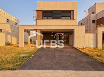 Casa · 181m² · 4 Quartos · 4 Vagas · Sobrado do Projeto Casas Jardins à venda no Jardins Marselha.