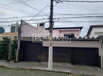 1 · Casa para reforma com 500 m², 3 quartos sendo 1 suíte à venda no bairro Vila Cordeiro.