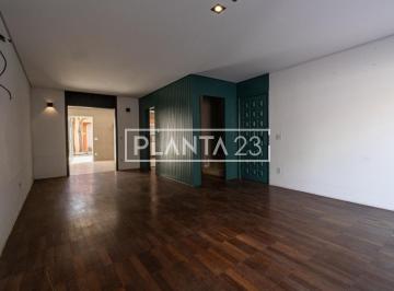 1 · Casa com 190 m², 3 quartos sendo 1 suíte à venda no bairro Indianópolis.