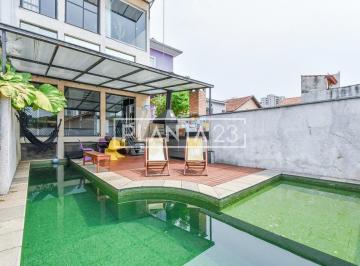 1 · Casa com 400 m², 3 quartos sendo 3 suítes à venda no bairro Jardim da Gloria.