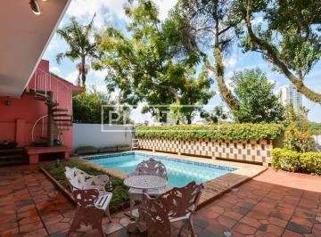 1 · Casa com 250 m², 3 quartos sendo 1 suíte à venda no bairro Jardim da Gloria.