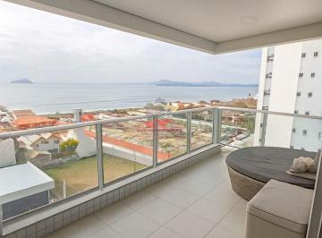 Vista panorâmica definitiva da Praia de Piçarras a partir do 8º andar. · Apartamento Frente Mar em Piçarras | Decorado e 177m²