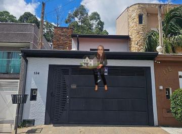 Casa · 150m² · 3 Quartos · 2 Vagas · Sobrado c/ 2 vagas, 3 dorm. e closet a venda em Laranjeiras
