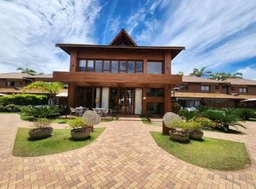 Casa de 3 quartos, Camaçari · Casa Bangalô alto padrao, em frente ao mar, com 3 suites, excelente infra e 2 vagas em Itacimirim