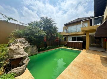 Casa · 500m² · Alto de Pinheiros, 4 suítes, piscina, 10 vagas.