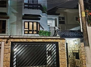 Casa · 200m² · 3 Quartos · 3 Vagas · Sobrado a Venda na Região do Mandaqui / Horto com 3 Quartos com mais 1 opcional armários e 3 vagas