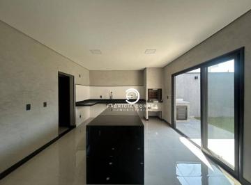 a41d10b328a7a076d0ee8060a773282b23813142 · Casa em condomínio fechado com espaço gourmet, escritório e 3 dormitórios
