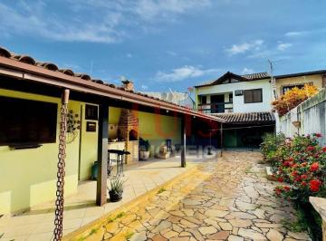 5fd248548b6c0a27e228a37f53af904df2440792 · Casa com 3 dormitórios à venda, 170 m² por R$ 649.000 - Itaipu - Niterói/RJ