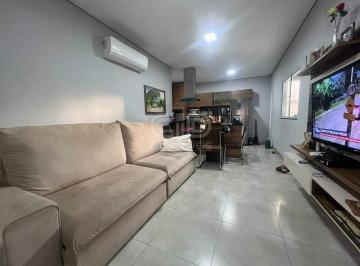 Casa · 68m² · 3 Quartos · 1 Vaga · Casa à Venda de 3 Quartos (1 Suíte) no Bairro Dom Bosco