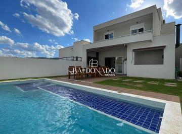Casa · 252m² · 3 Quartos · 4 Vagas · Casa à venda em Bragança Paulista no Condominio Residencial Euroville II, 360m