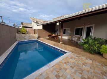 b962f96d8885405105312de107e9ee7f35c77bec · Casa com 3 dormitórios e piscina próximo ao mar  - Samburá - Peruíbe/SP