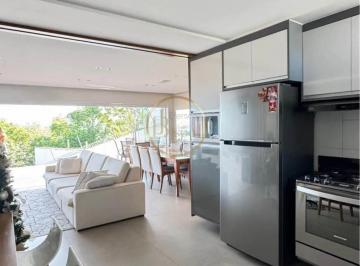 Apartamento · 130m² · 3 Quartos · 2 Vagas · Apartamento 3 Suítes à Venda no Centro de Porto Seguro, 130m²