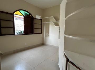 Casa · 360m² · 3 Quartos · 3 Vagas · Casa em Parque São Caetano - Campos dos Goytacazes