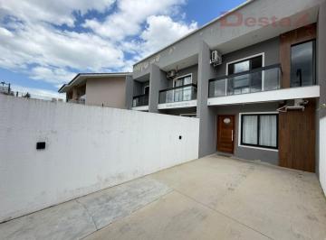 Casa · 108m² · 3 Quartos · 2 Vagas · Casa em Areias - São José