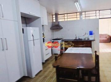 cb68350f6b4f75341448cd5e8b76c12fd501b82d · Casa Residencial - Comercial / Jardim de Lucca
