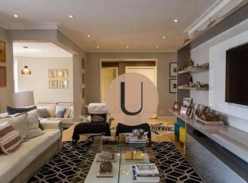 21b2ebf3aa28726e31d0635161b71d26deb77233 · Apartamento com 246m² Reformado