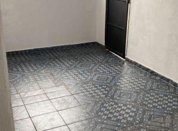 img0 · Casa com 2 Quarto(s) e 1 banheiro(s) para Alugar, 60 m² por R$ 1111 / Mês