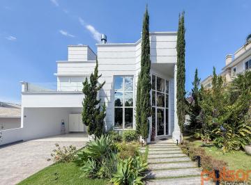 Casa · 518m² · 5 Quartos · 4 Vagas · Casa com 5 quartos sendo todos suítes em condomínio Fechado no Córrego Grande