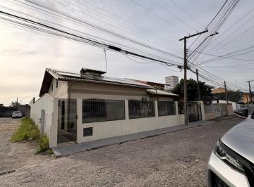Casa · 350m² · 3 Quartos · 3 Vagas · Casa Alto Padrão Mobiliada com Piscina - Bairro Rio Grande em Palhoça/SC