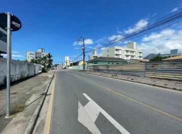 Terreno · 450m² · Terreno de Esquina no Bairro Aririu, Palhoça/SC