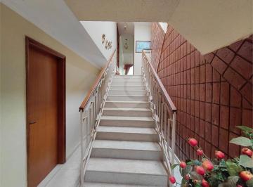Casa · 656m² · 4 Quartos · 6 Vagas · Sobrado com 4 quartos à venda em Ribeirânia - SP