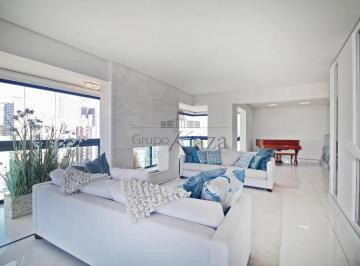 Apartamento · 444m² · 3 Quartos · 4 Vagas · Apartamento - Aclimação - 3 Dormitórios - 444m².