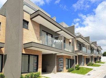 b95e637176bb0d39fa3ee12eafd21abab15ac0fd · Sobrado com quintal, 3 quartos à venda, 158 m² por R$ 1.411.000 - Santa Felicidade - Curitiba/PR