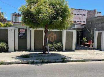 Casa · 226m² · 4 Quartos · 2 Vagas · 
                                Cod 127 / Casa à venda com 4 Dormitórios e 1 Suíte em Jardim Atlânt