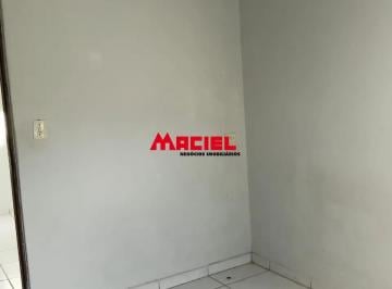 Casa · 80m² · 2 Vagas · Casa Padrão, reformada, pronta para morar.