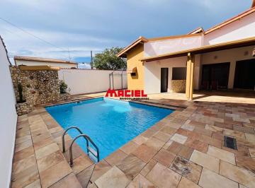Casa · 373m² · 4 Quartos · 2 Vagas · Maravilhosa casa com piscina e area gurmet