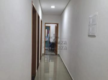 Casa · 300m² · 4 Quartos · 2 Vagas · Oportunidade - Casa em Condomínio - Caçapava - Condomínio Terras do Vale - 4 Dormitórios - 150m².