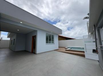 Casa de 3 quartos, Itanhaém · Casa com 3 quartos e piscina em Itanhaém.
