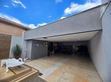 Casa de 4 quartos, Vicente Pires · CASA NA AV MISERICORDIA COM 350m² 4 QUARTOS LAZER COMPLETO ENERGIA SOLAR REGULARIZADO PELA TERRACAP